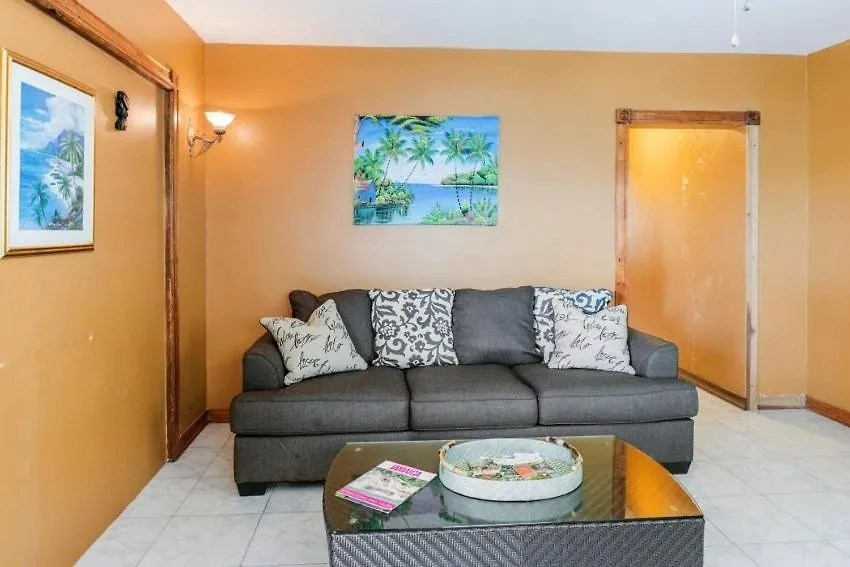 Yanceylargo Estate - Newly Renovated 7Br Beautiful Two-Story W Gorgeous Mountain View Villa Montego Bay Jamaica