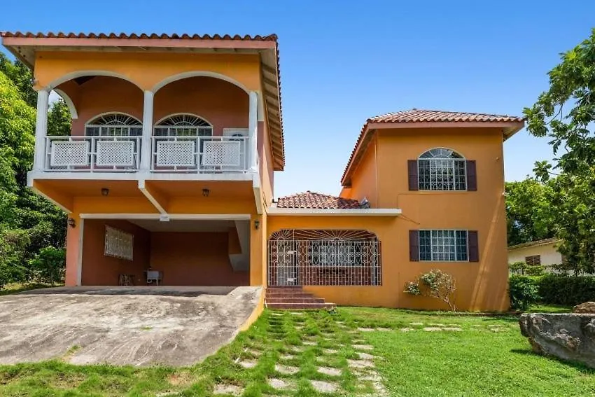 Yanceylargo Estate - Newly Renovated 7Br Beautiful Two-Story W Gorgeous Mountain View Villa Montego Bay 0*,  Jamaica