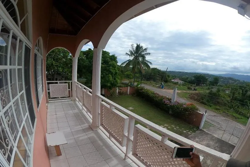 Yanceylargo Estate - Newly Renovated 7Br Beautiful Two-Story W Gorgeous Mountain View Villa Montego Bay Jamaica