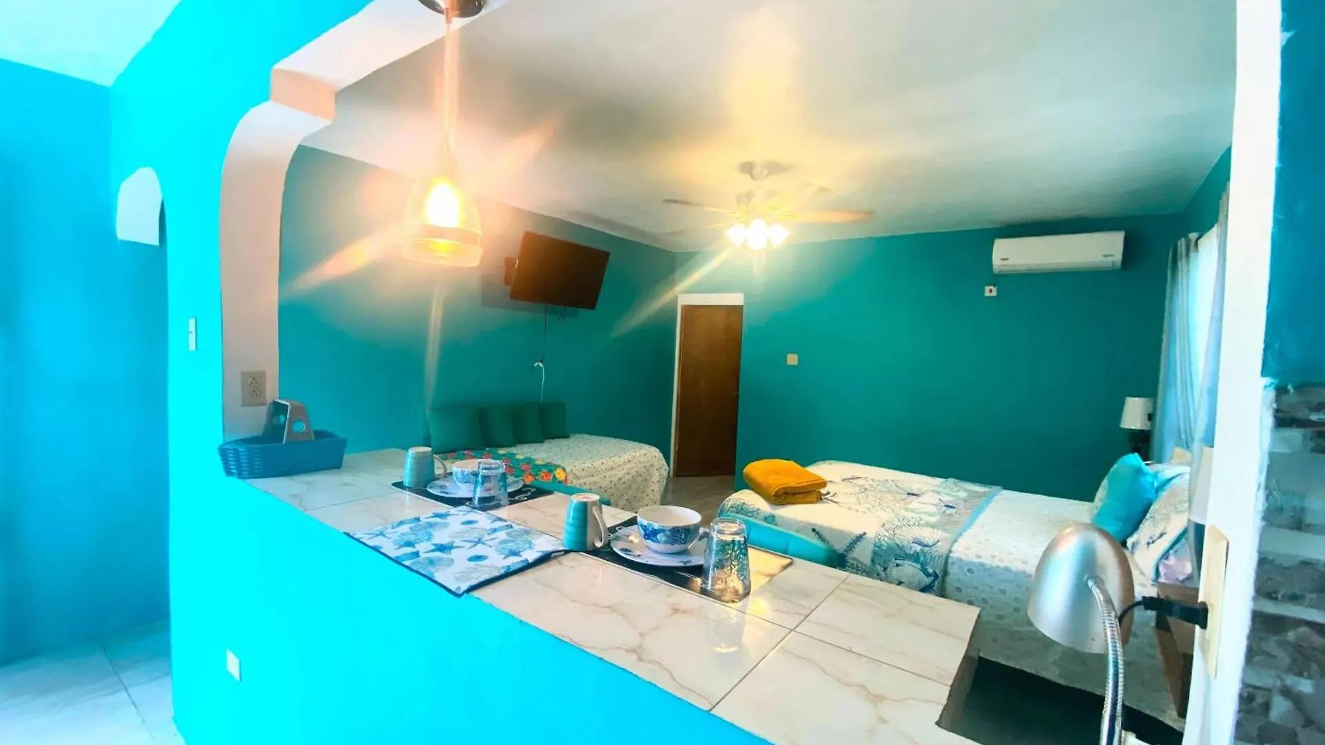 Yanceylargo Estate - Newly Renovated 7Br Beautiful Two-Story W Gorgeous Mountain View Villa Montego Bay 0*,